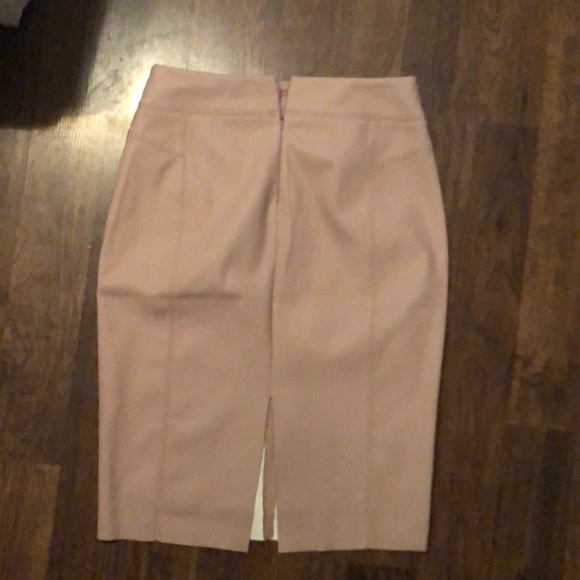 Express bodycon skirt - Picture 2 of 7